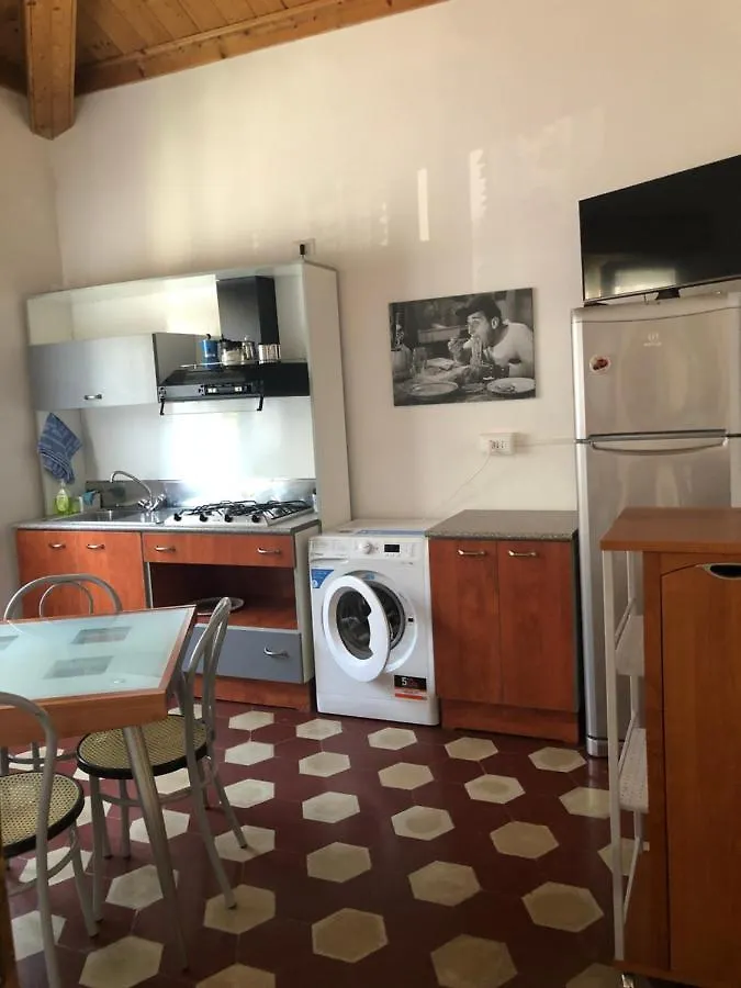 Апартаменты La Casina Dei Cachi Римини